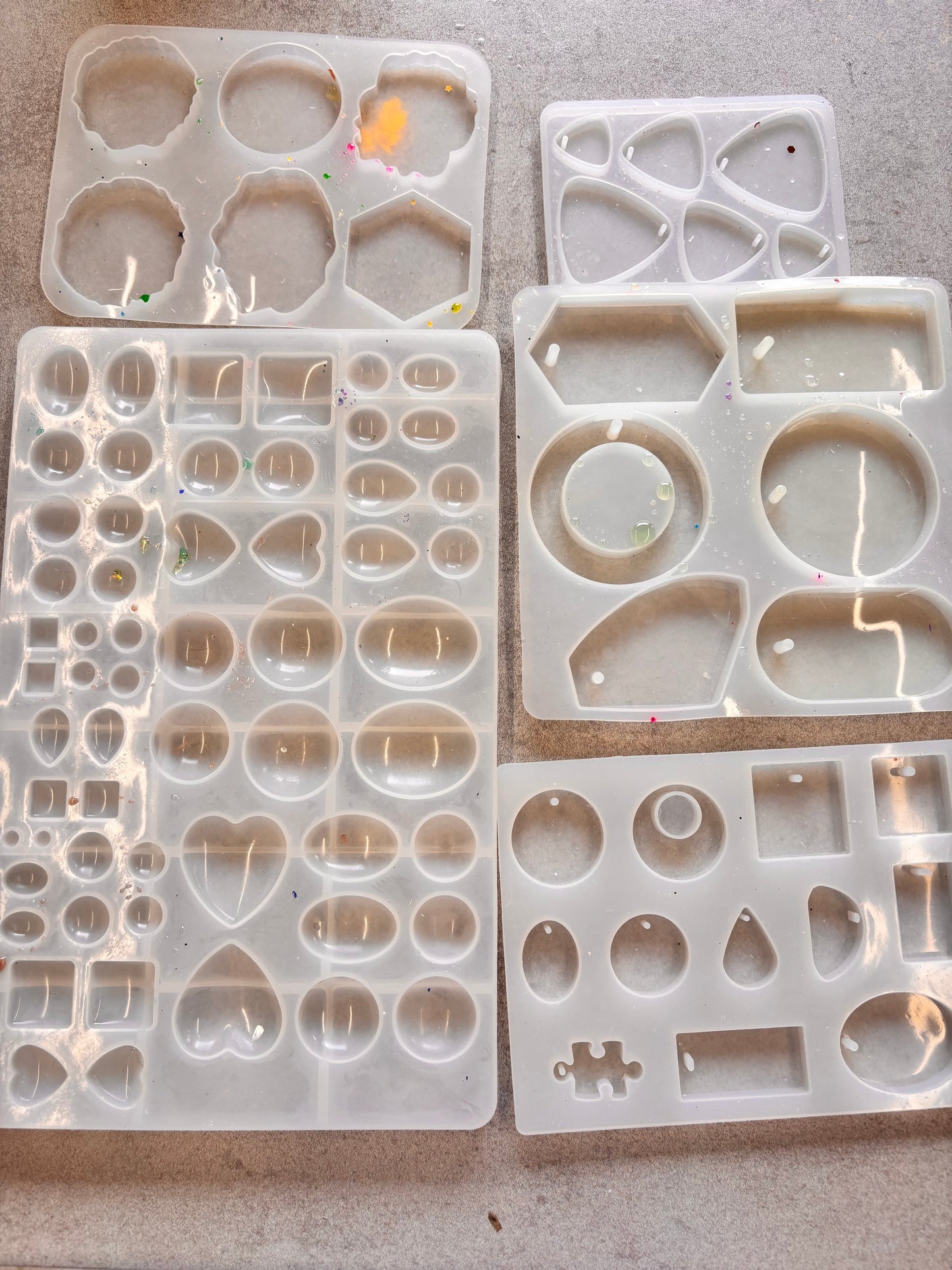 Collection of 5 Resin Molds lot 6