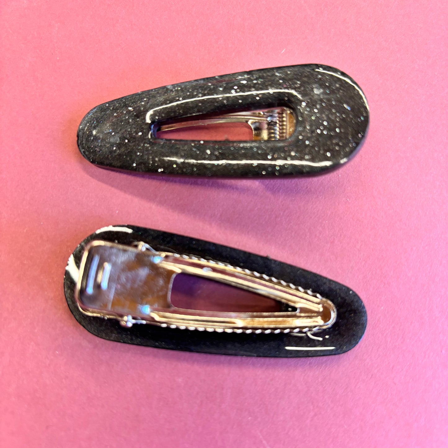 2 Black Glitter Oval Hair Clips