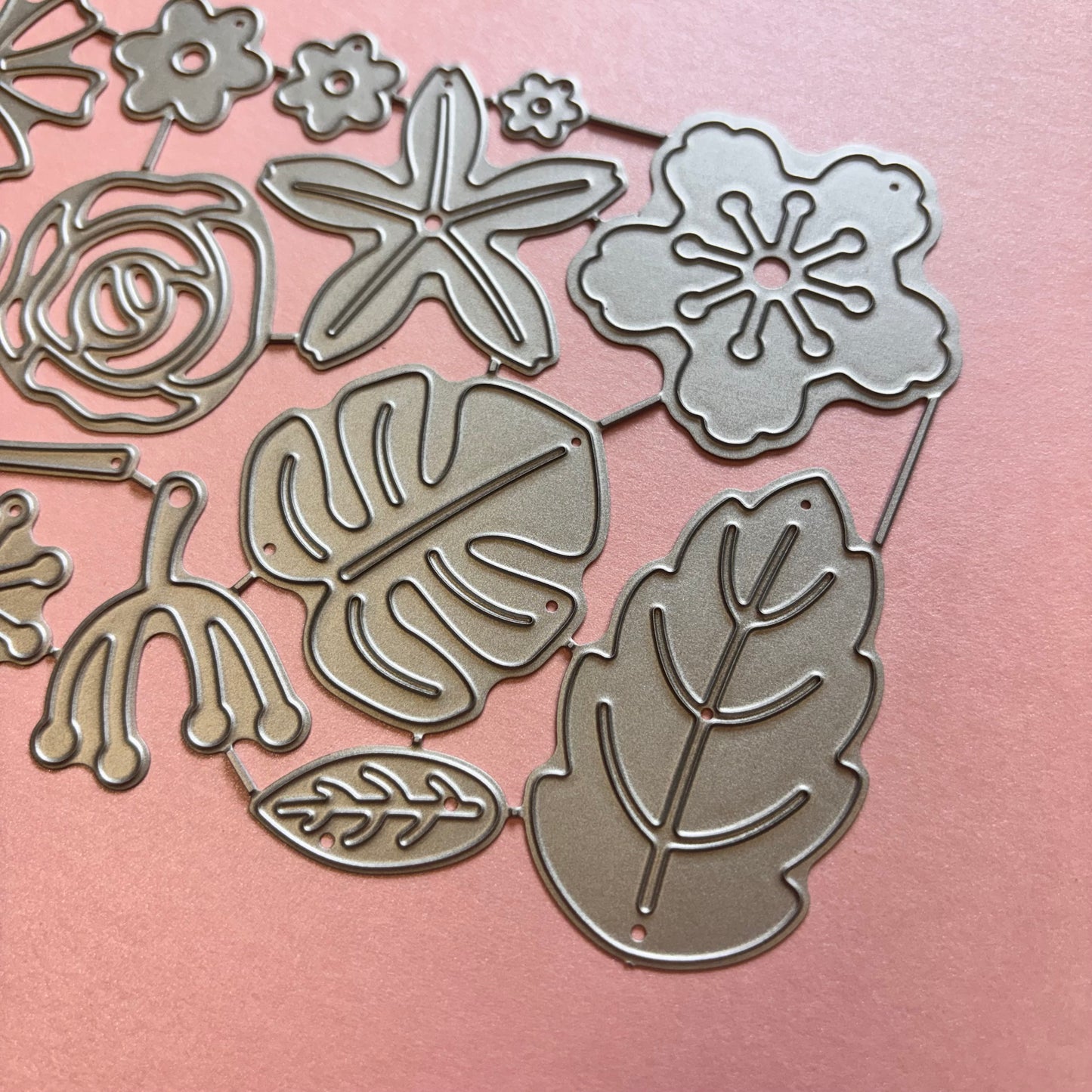 13pc Floral Die Set Woodland Treasures