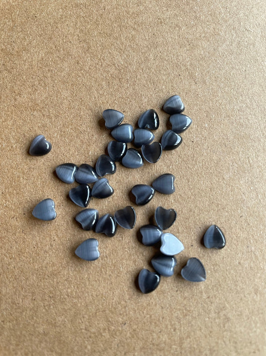 30pcs of glass cats eye 5mm heart cabochons embellishments