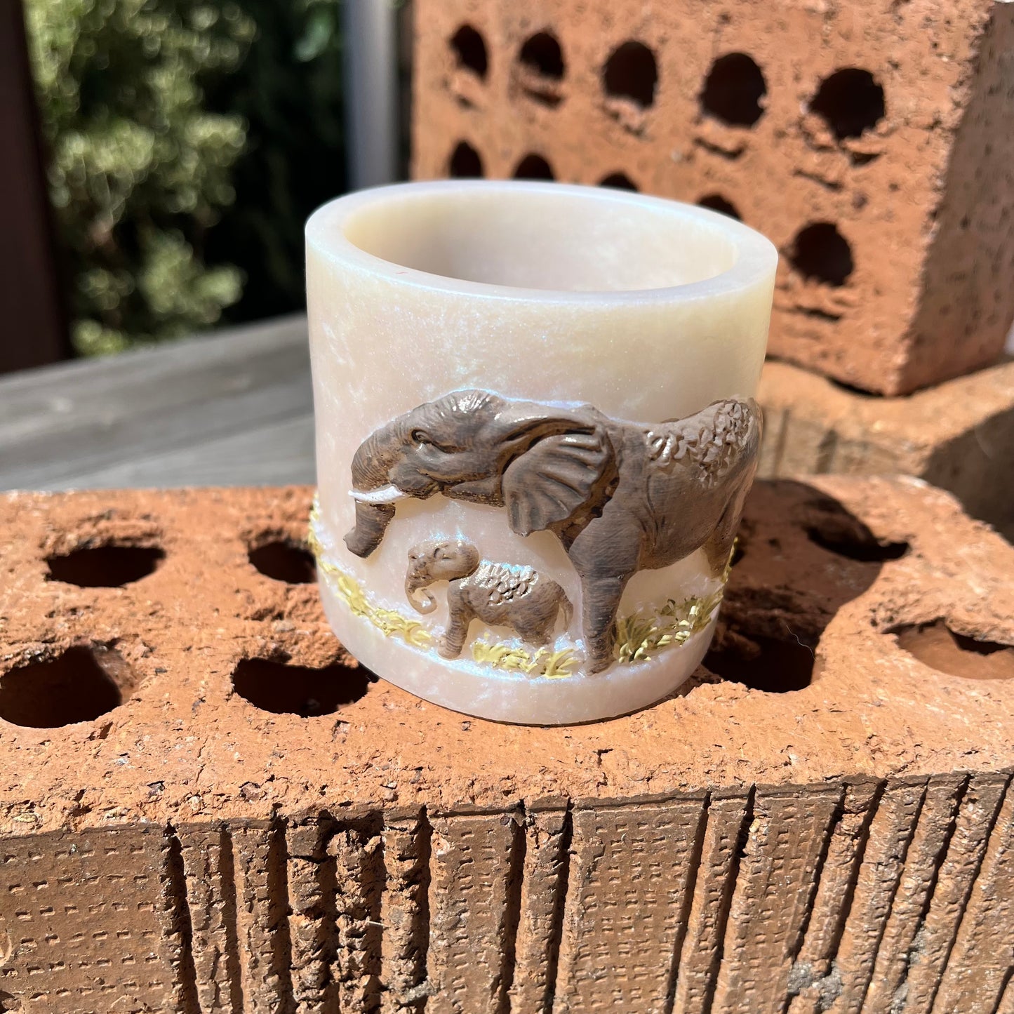 Elephant Scene 3d Resin Pot Made To Order