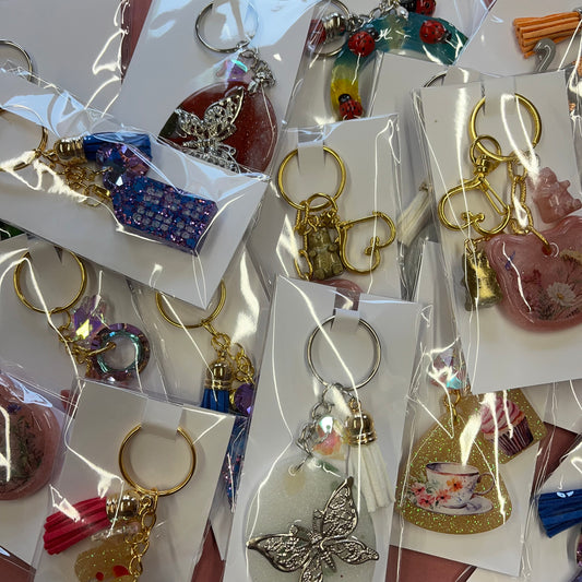 RESIN LUCKY DIP - 5 Keyrings