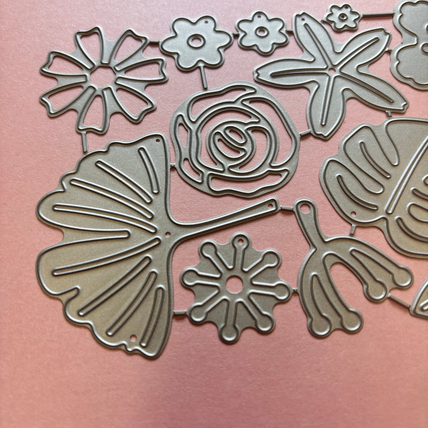 13pc Floral Die Set Woodland Treasures
