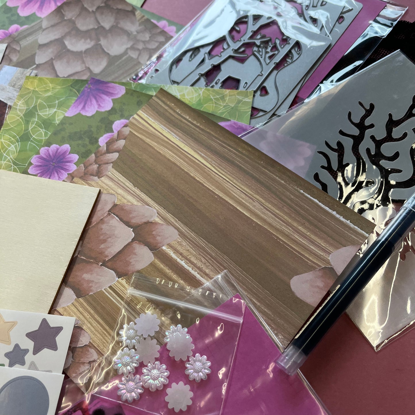 Tommy Turtle Mini Woodland Treasures Card Making Kit