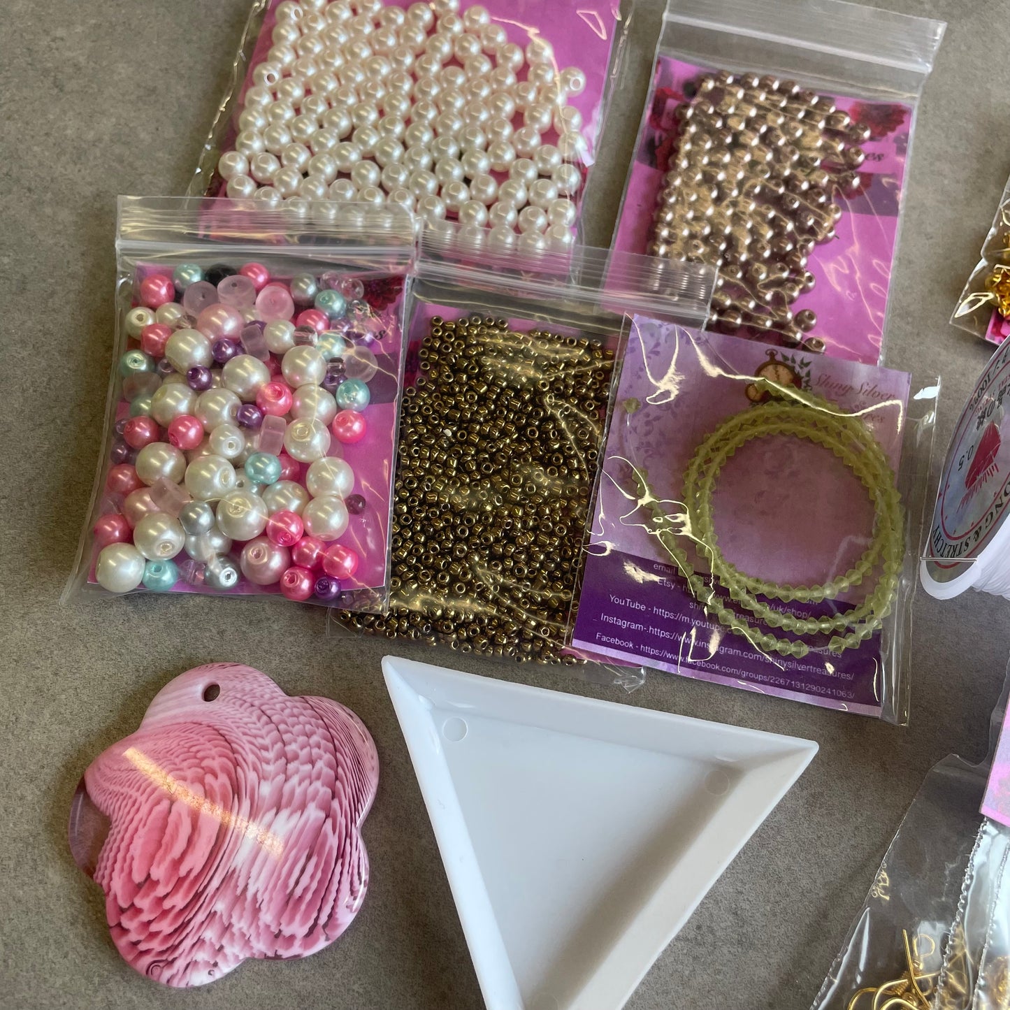 All about the beads Jewellery Making Kit