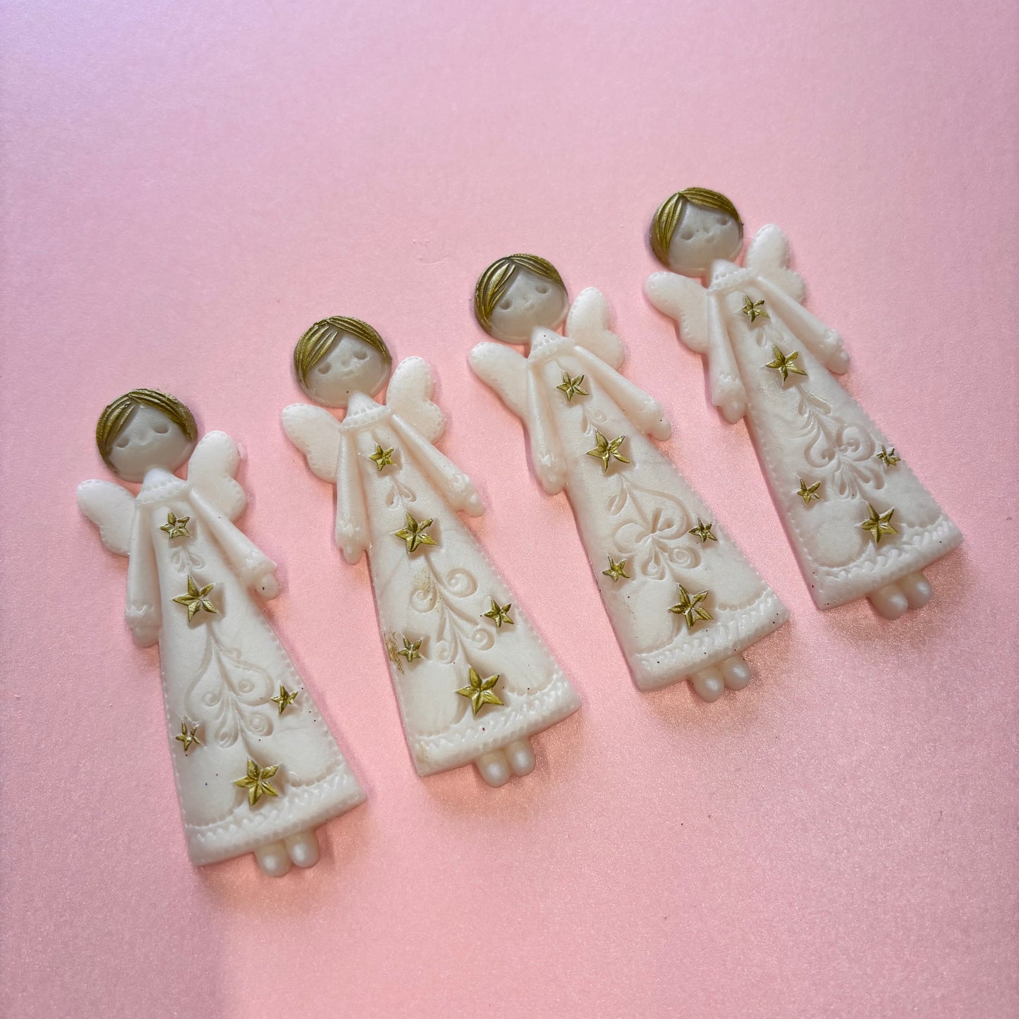 Set of 4 Resin Angle Card Embellishments