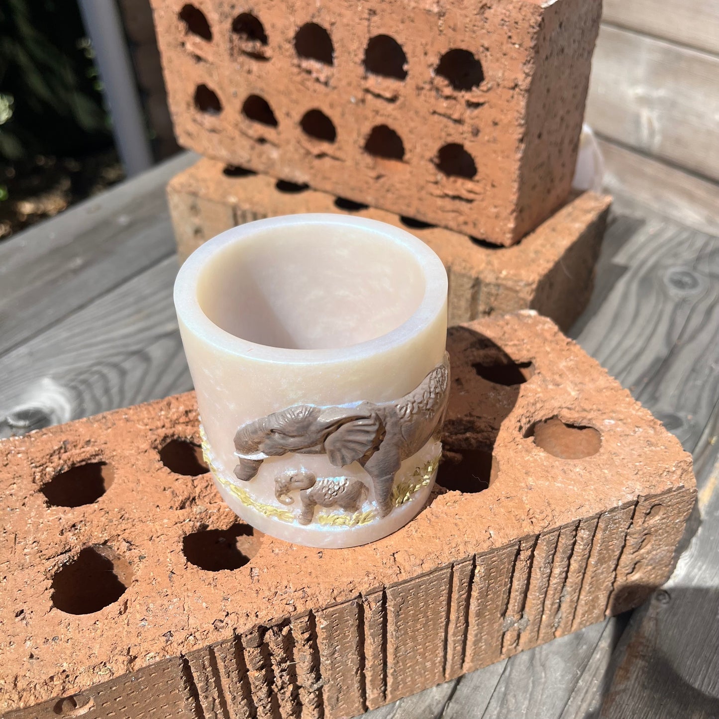 Elephant Scene 3d Resin Pot Made To Order