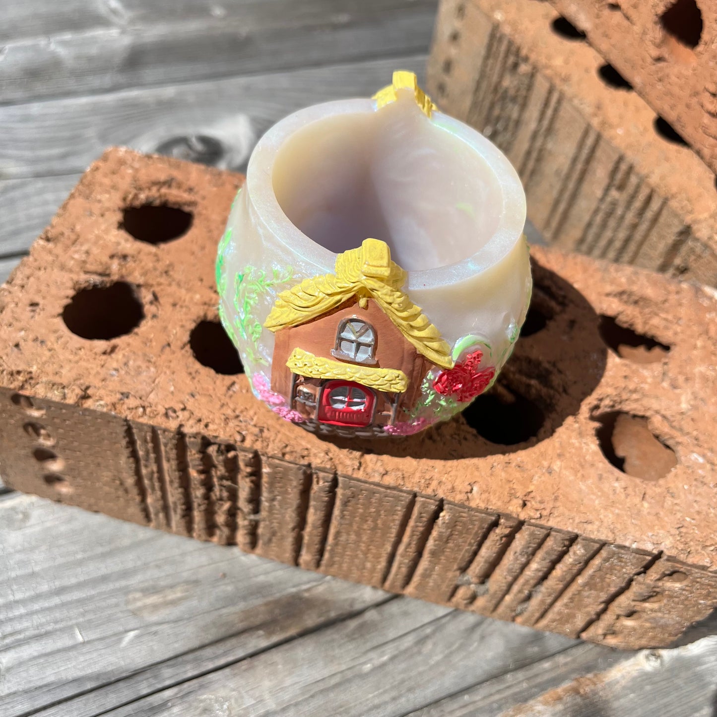 Colourful Cottage Scene 3d Resin Pot