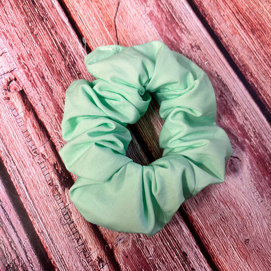 Regular Plain Mint Green scrunchie