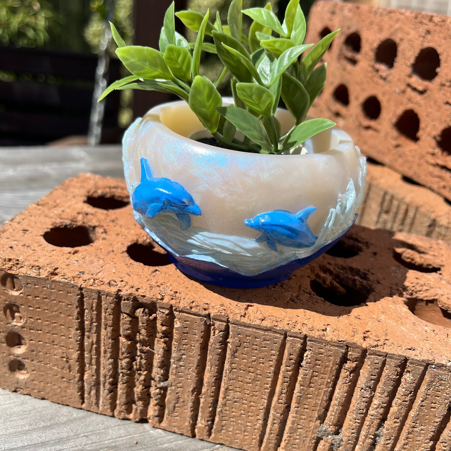Dolphin Scene 3d Resin Pot