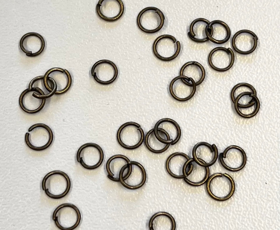 100 pcs Antique Bronze 5mm Jumprings