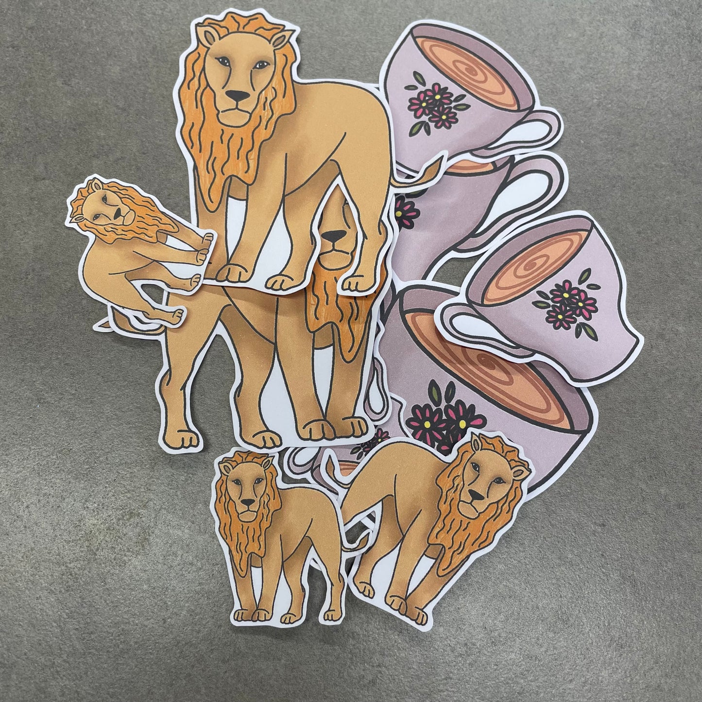 12 pcs Sammy the Lion ephemera pack