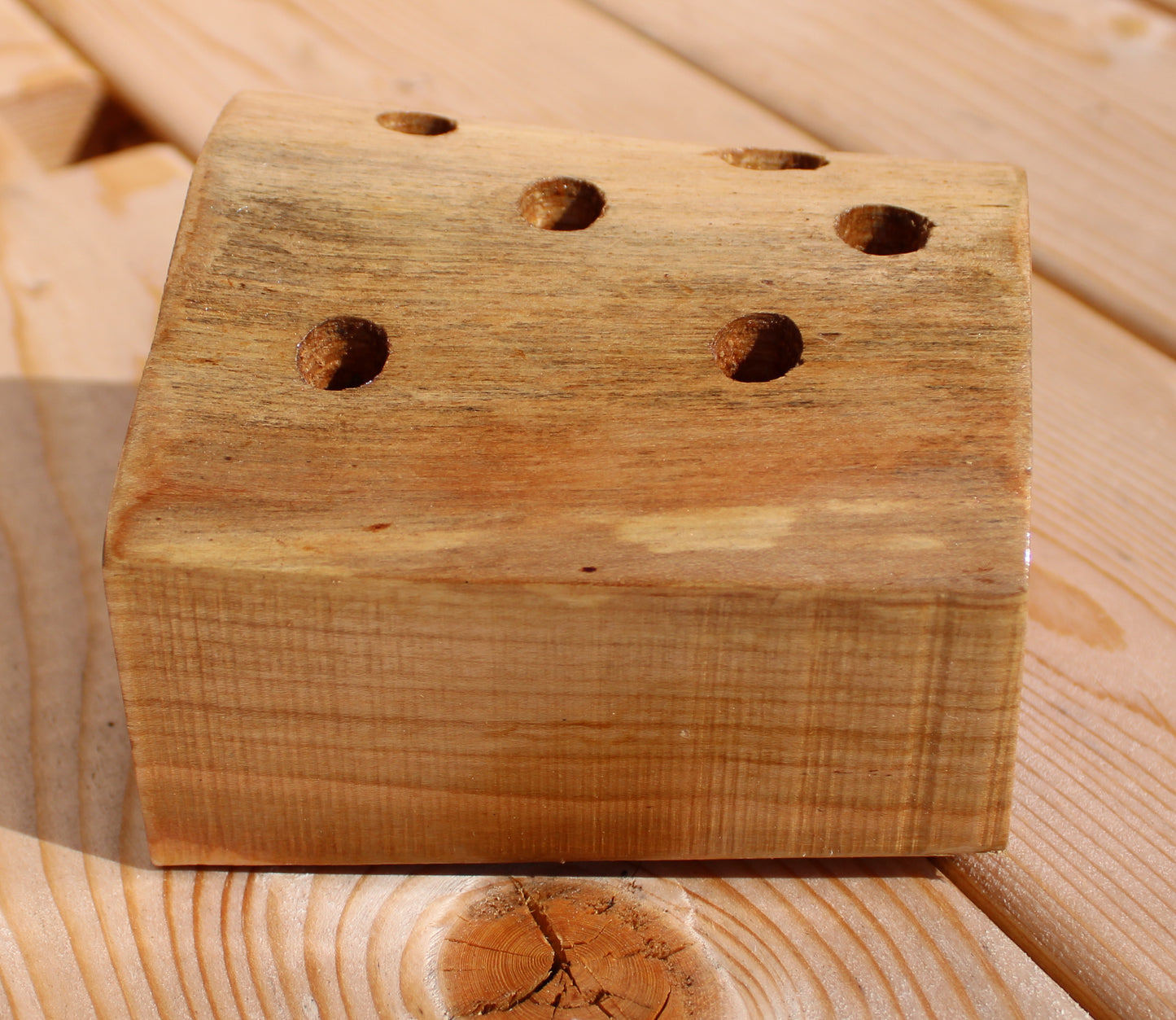 Wooden desk tidy or straw holder