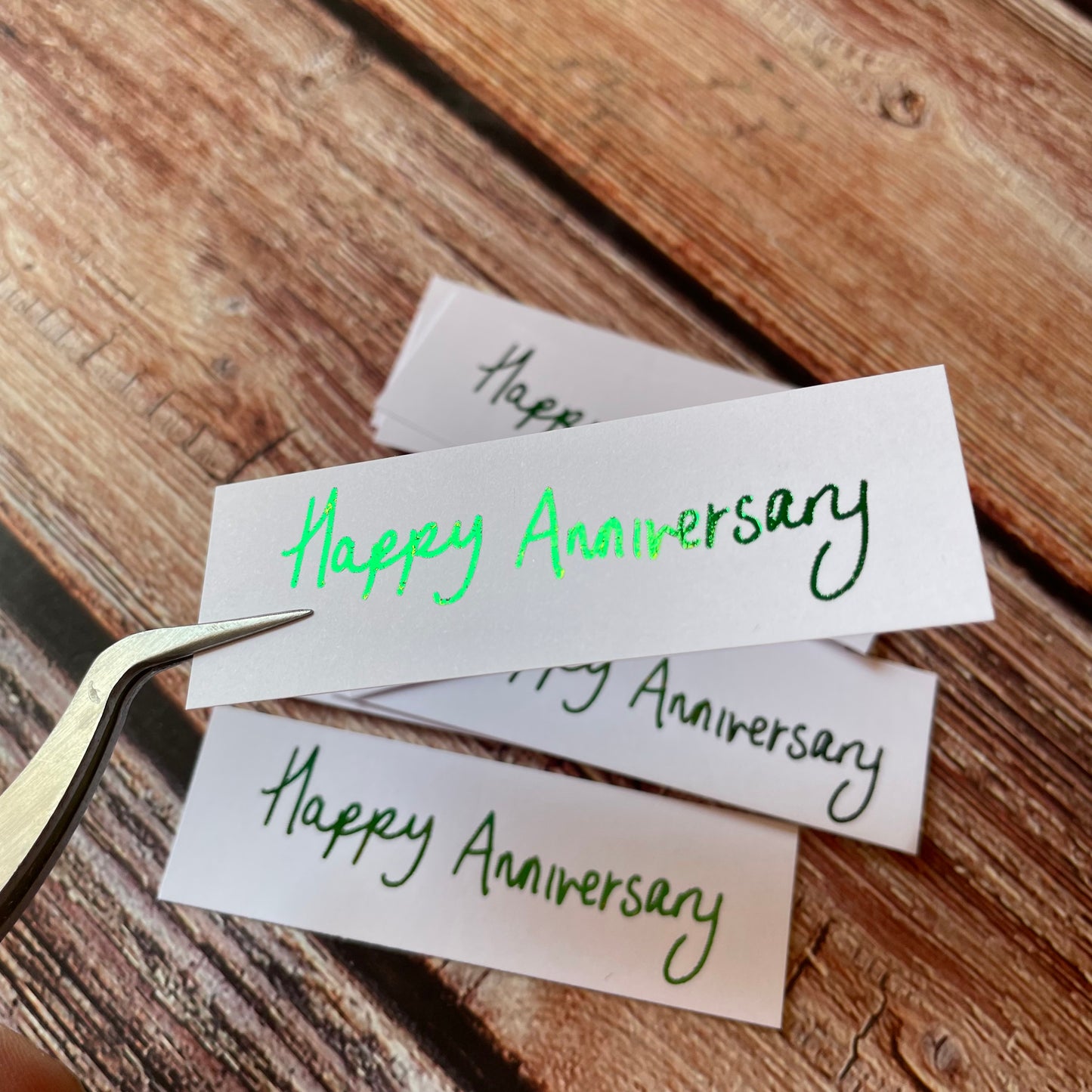 10 pcs Handwritten 'Happy Anniversary' coloured Foiled sentiments