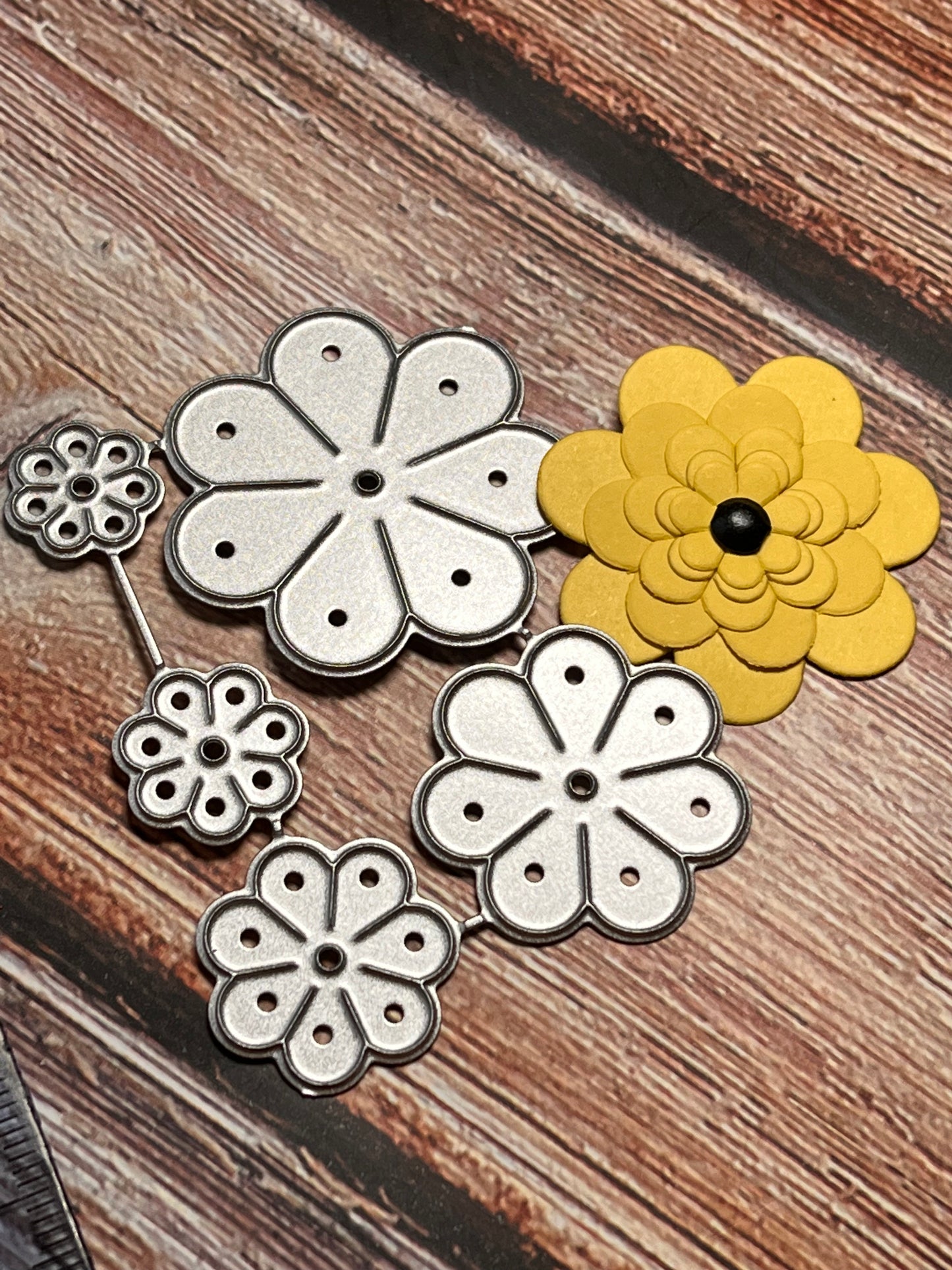 5 pcs Flower Die set