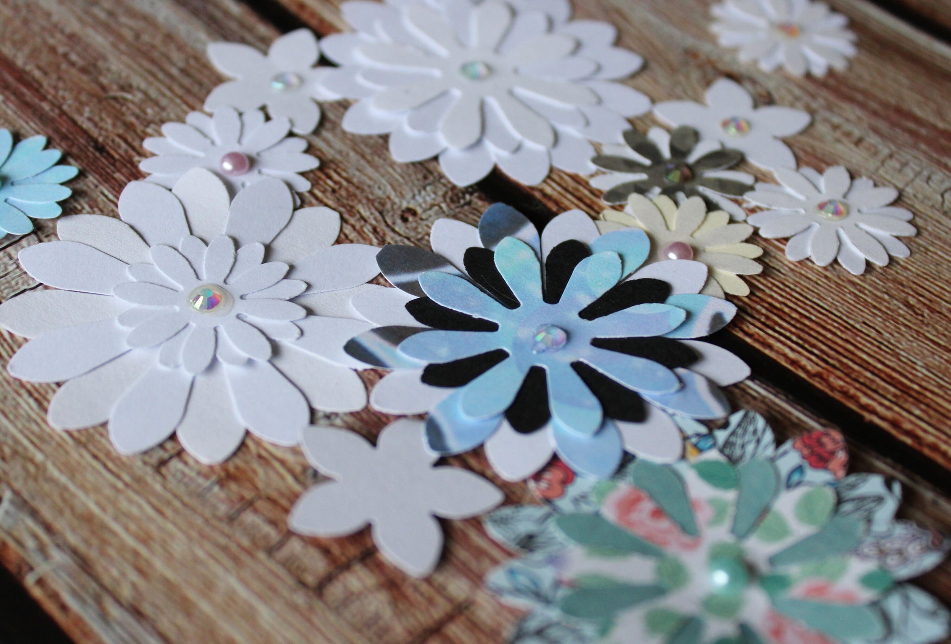 10pcs white and patterned handcrafted flowers ephemera pack ready to use no cut